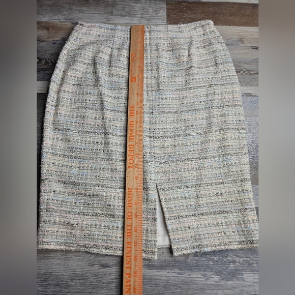 St. John Couture Blazer Skirt Suit Set Size 4 Tweed Beige With Pastel Woven - Picture 14 of 15